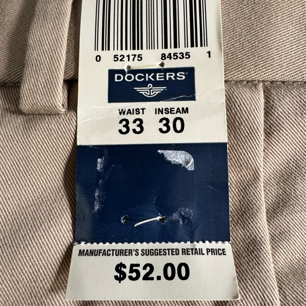 NWT Mens Dockers Classic Fit Stain Defender 33x30 Khaki - Picture 3 of 8